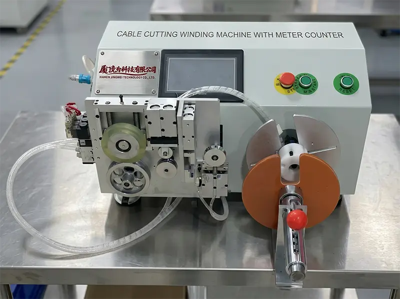 Máquina Semi-Automática de Corte e Bobinamento de Cabos com Contador de Metros WPM-2009LC