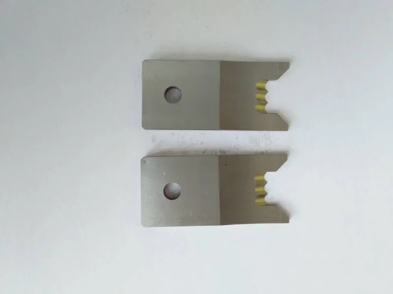 Máquina de decapagem de fios coaxiais para lâminas rotativas