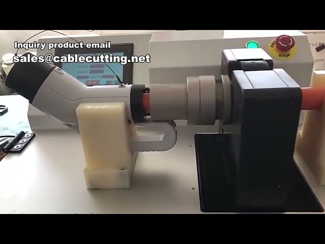 Máquina Automática para Aparafusar Porcas em Conectores | Rosqueadeira de Porcas