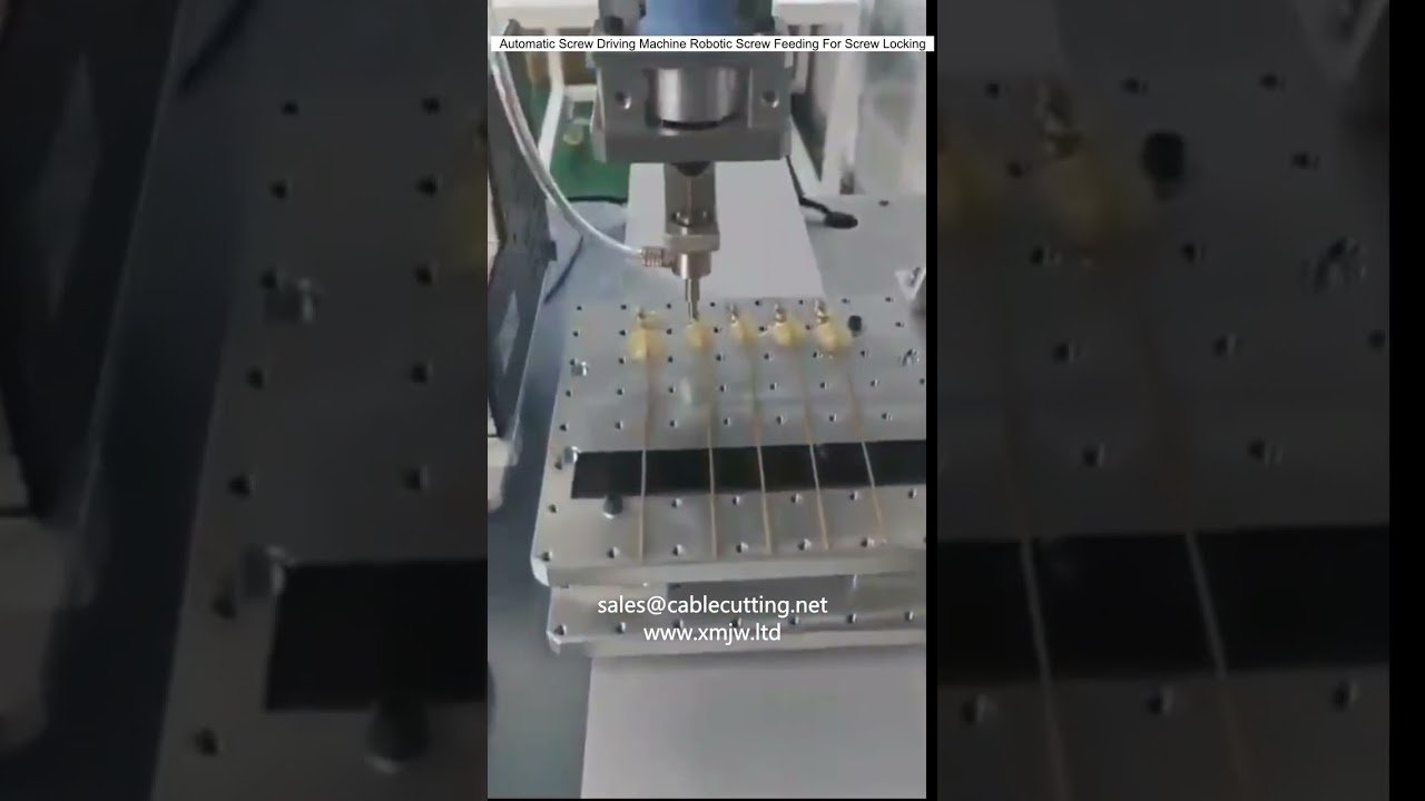 Máquina Automática de Aparafusamento Robótico - Alimentação e Travamento de Parafusos