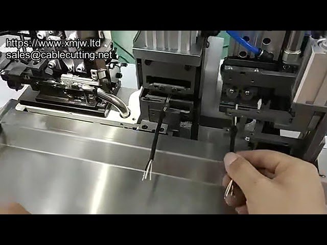 Máquina Automática de Decapar, Cortar e Crimpar Conectores – Fabricantes