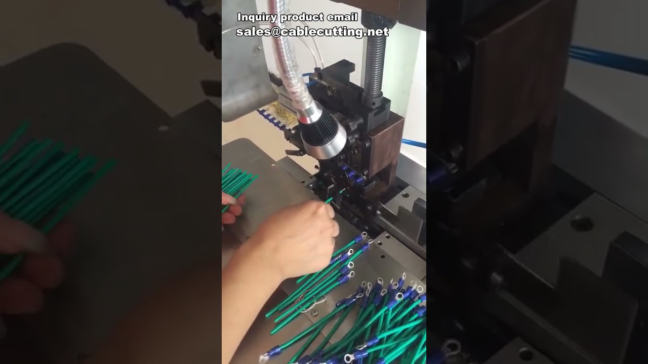 Máquina de Crimpagem Automática de Terminais Molex - Precisão e Eficiência Industrial