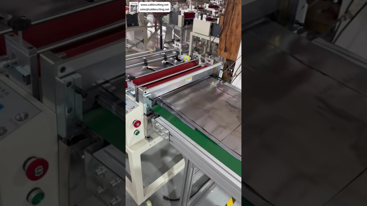 Máquina de Corte Rotativo para Chapas de Chumbo Pesado com Controle Preciso de Comprimento e Contador de Metros
