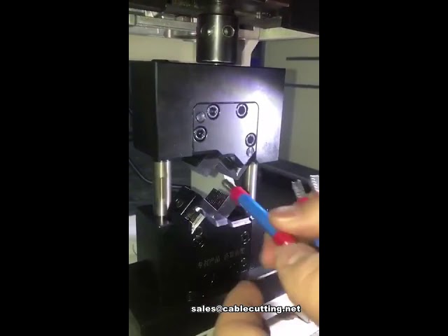 Máquina de Crimpagem de Terminais sem Troca de Matriz - Eficiência e Precisão