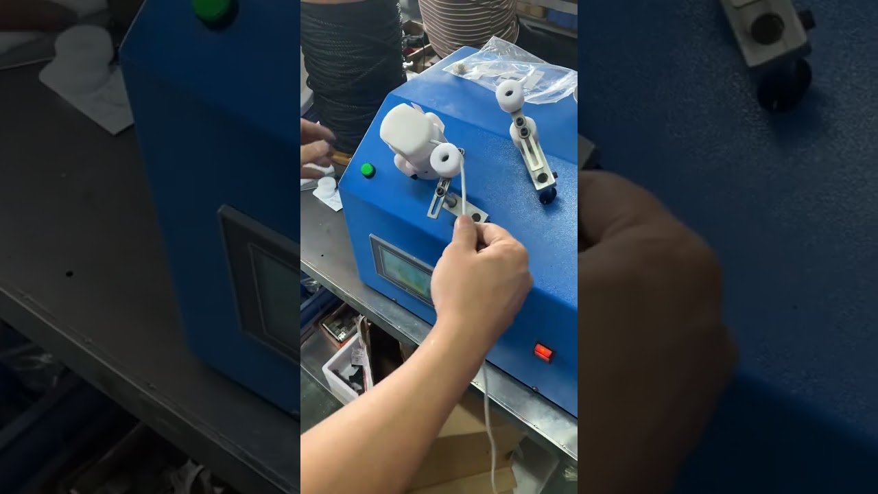 Máquina Enroladora de Cabo de Dados com Cartão de Papel #machine #cablewirestrippingmachine #automobile #diy
