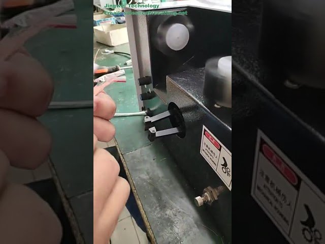 Máquina de escovação de fios blindados e bobinadeira de trançados | Automação Industrial