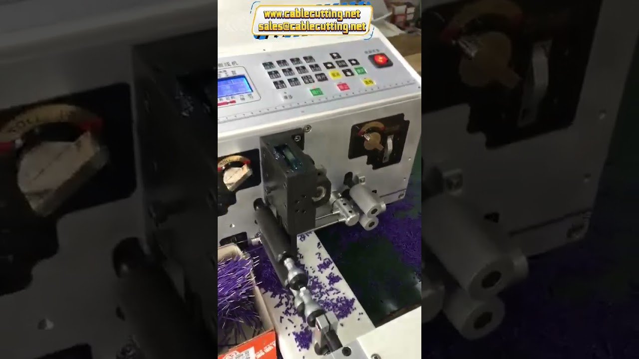 Máquina de Decapagem Industrial: Corte, Descasque e Torção Integrados