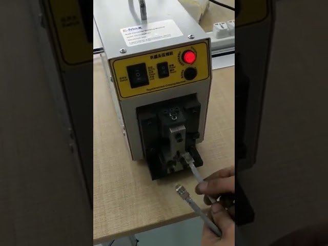 Máquina de Crimpar Conectores RJ45: Automatize a Produção de Cabos de Rede