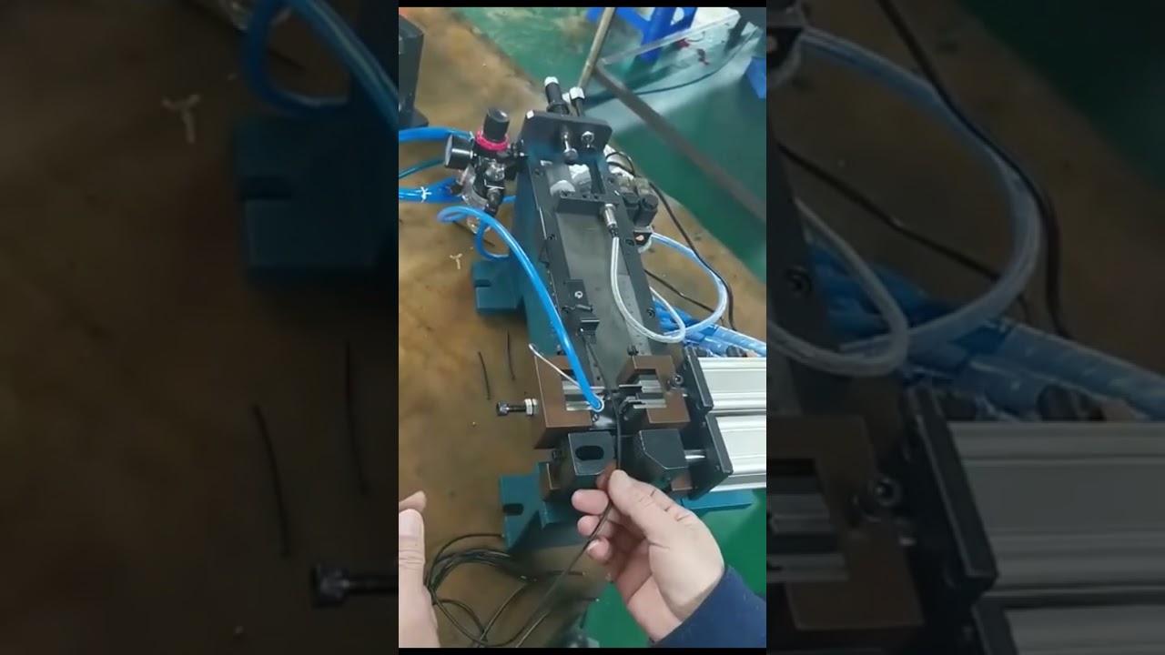 Máquina Pneumática de Decapagem de Cabos Quadrados Grandes - Descascadora a Gás e Elétrica