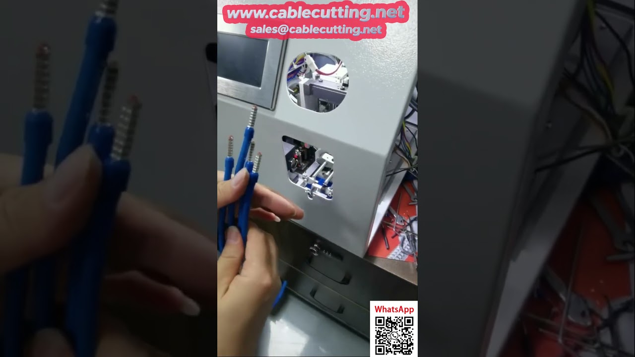 Máquina de Crimpagem para Terminais Tubulares Pré-Isolados 0.5-4 mm² – Alta Produtividade