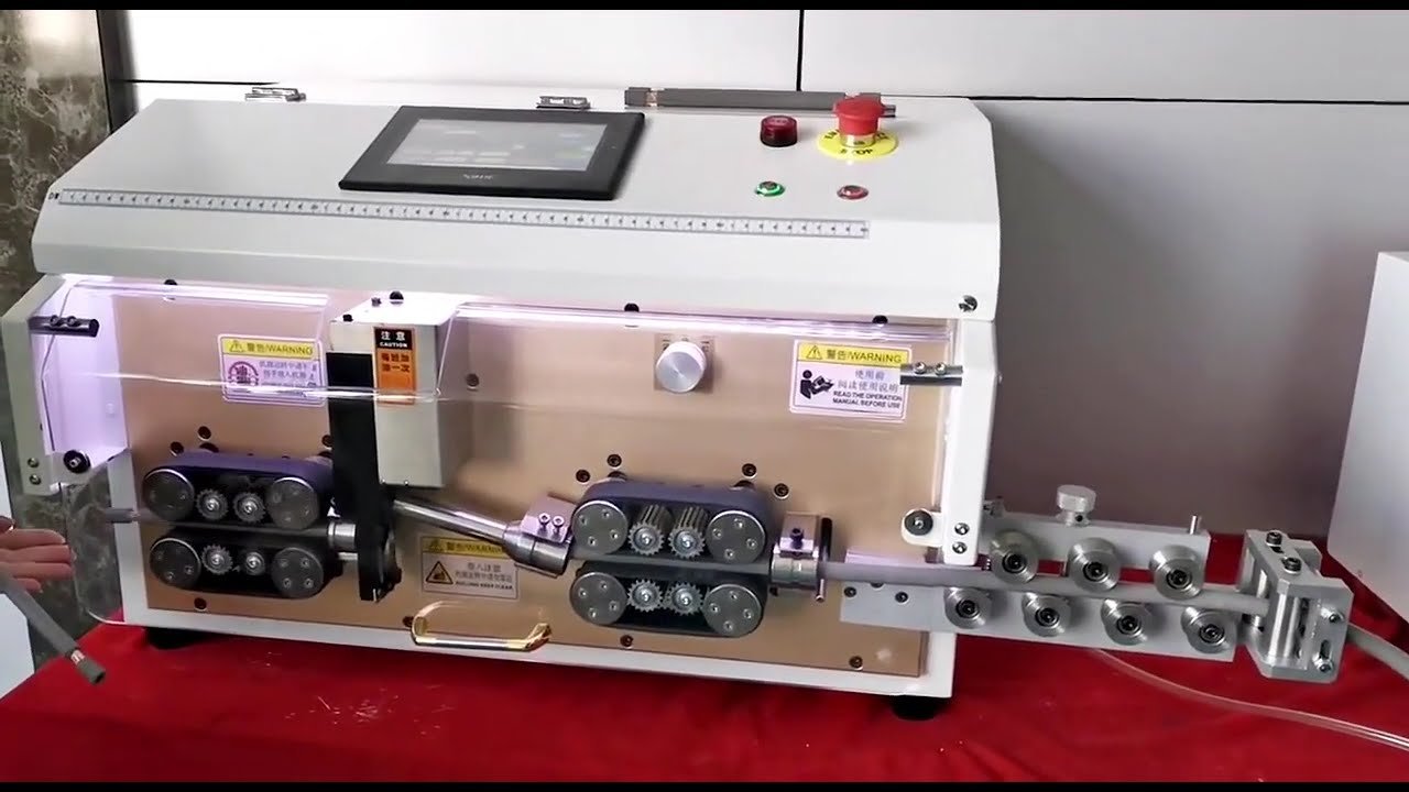 Máquina Decapadora de Fios 35 mm² Tipo Esteira - Ajuste de Comprimento Frontal e Traseiro