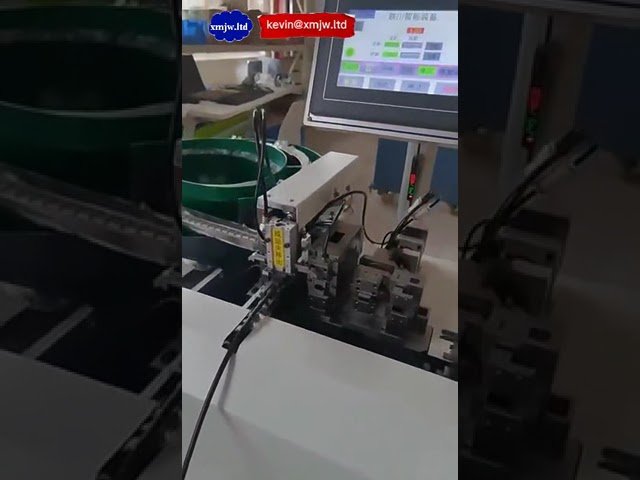 Máquina de Crimpagem Semiautomática para Cabos RJ-45 com Prato Vibratório | Alta Produtividade