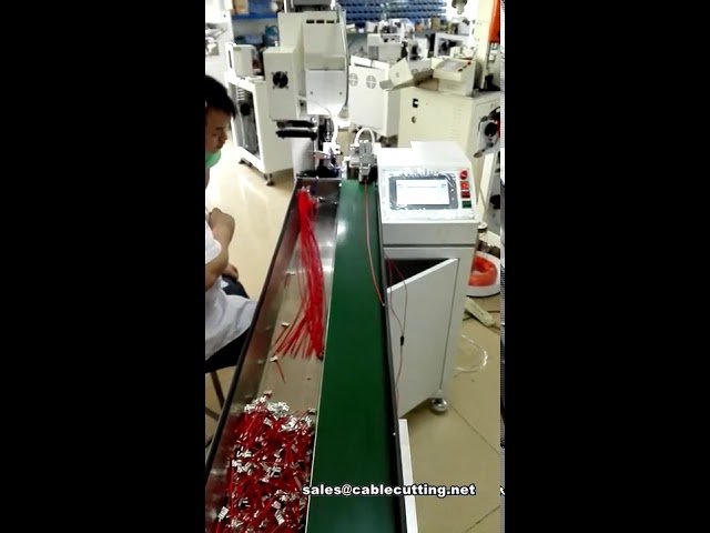 Máquina Automática de Crimpagem de Terminal Bandeira com Esteira Transportadora