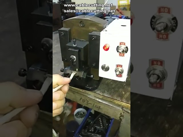 Máquina de Crimpagem de Cabeçotes RJ45 (8P8C) para Cabos Telefônicos e de Rede – Ferramenta Profissional de Terminação