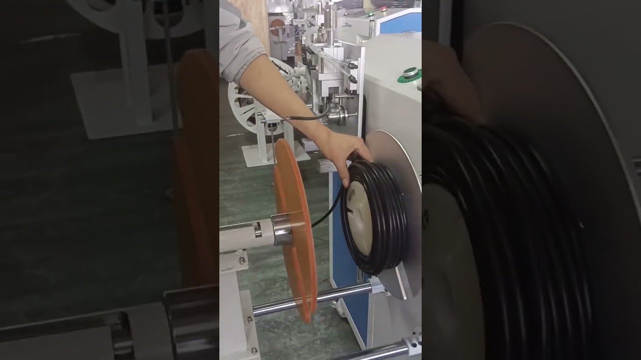Máquina Automática de Contagem, Corte, Travessia e Bobinagem de Cabos Elétricos - Medição Precisa