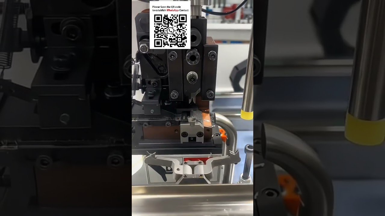 Máquina Automática de Inserção de Conectores e Estanhamento com Descascamento de Fios de Comprimento Variável